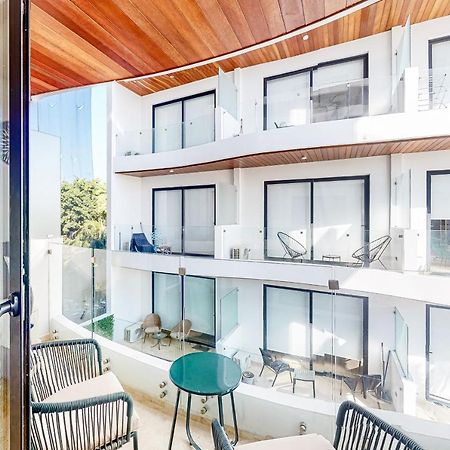 Отель Menesse Midtown 2 Unit 208 Плая-дель-Кармен Экстерьер фото
