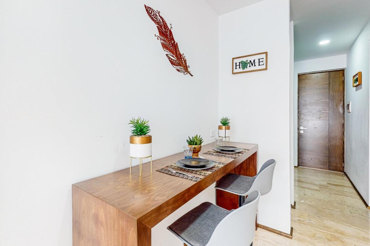 Отель Menesse Midtown 2 Unit 208 Плая-дель-Кармен Экстерьер фото
